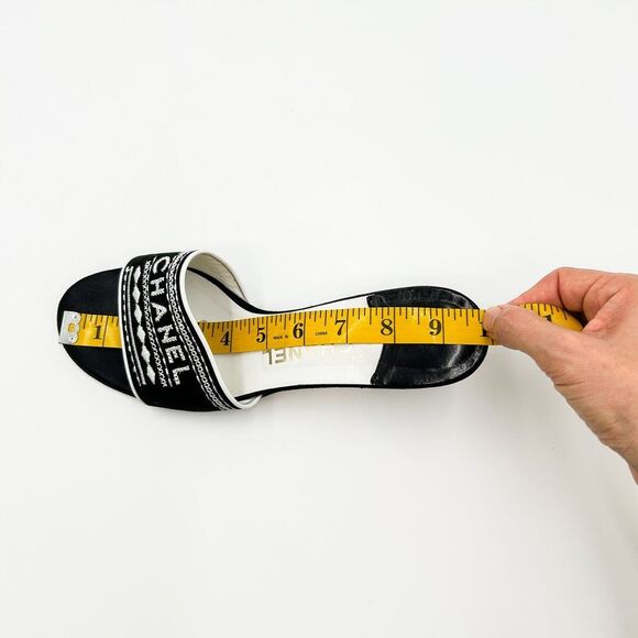 Chanel Sandals Mules Embroidered Slides Low Heels Eu 39, US 8-8.5 - Picture 12 of 14